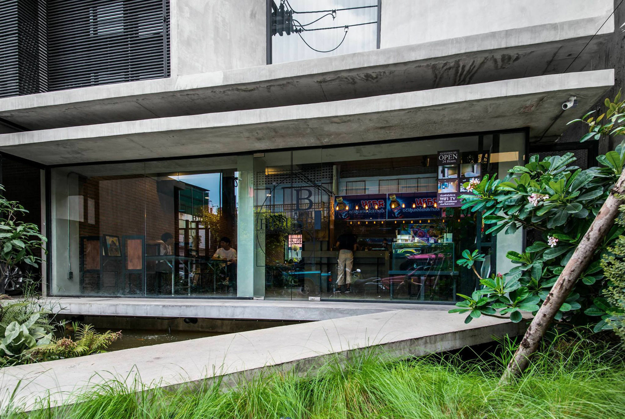 B Arch House Hotel Чиангмай Екстериор снимка